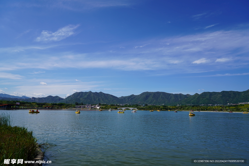 湖光山色