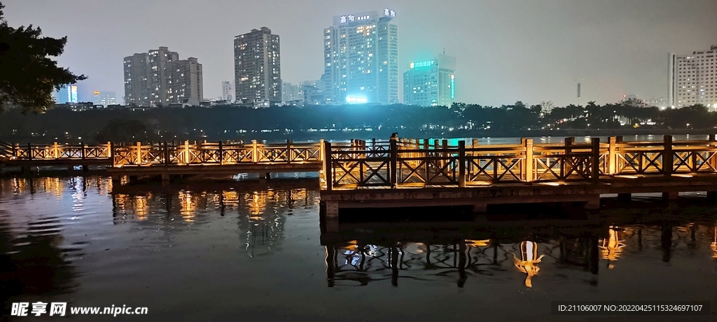 南湖夜景
