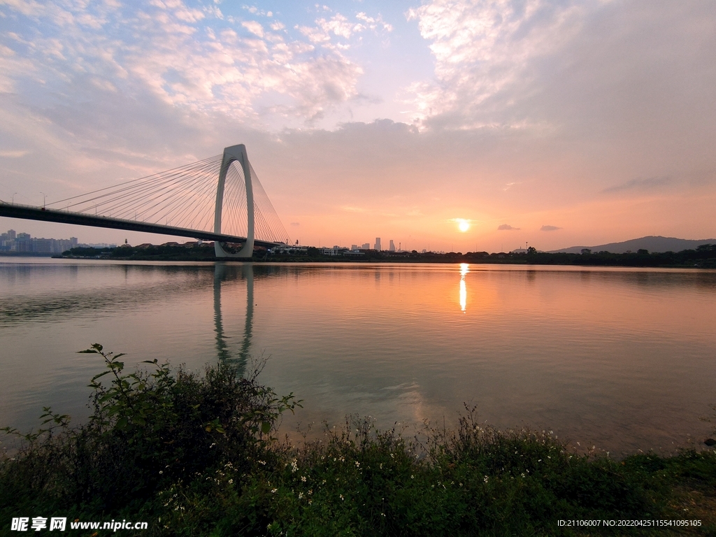 黄昏江景