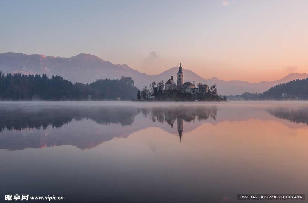 布莱德湖景