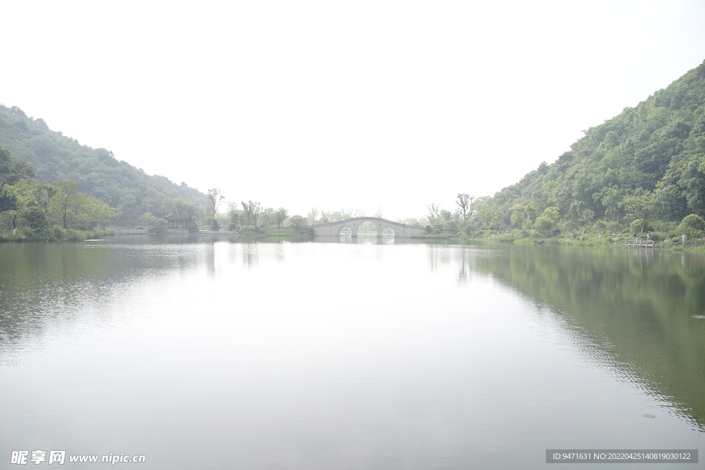 杭州铜鉴湖公园风景实拍