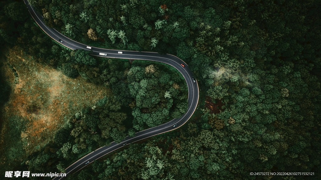 山 