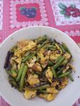 蒜薹炒鸡蛋