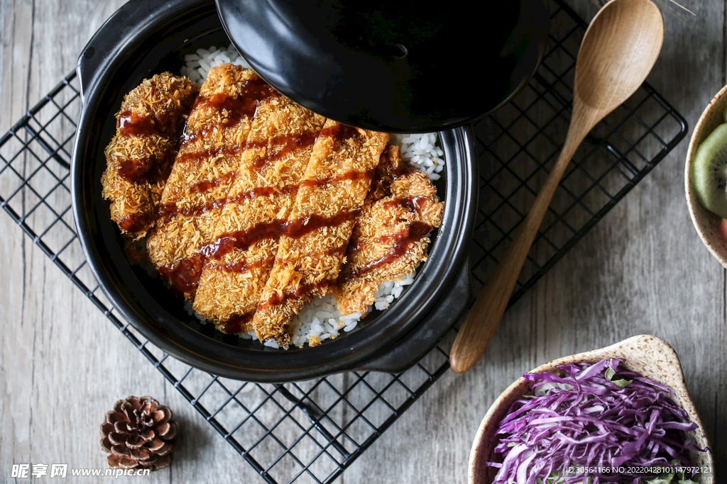 油炸鸡排美食
