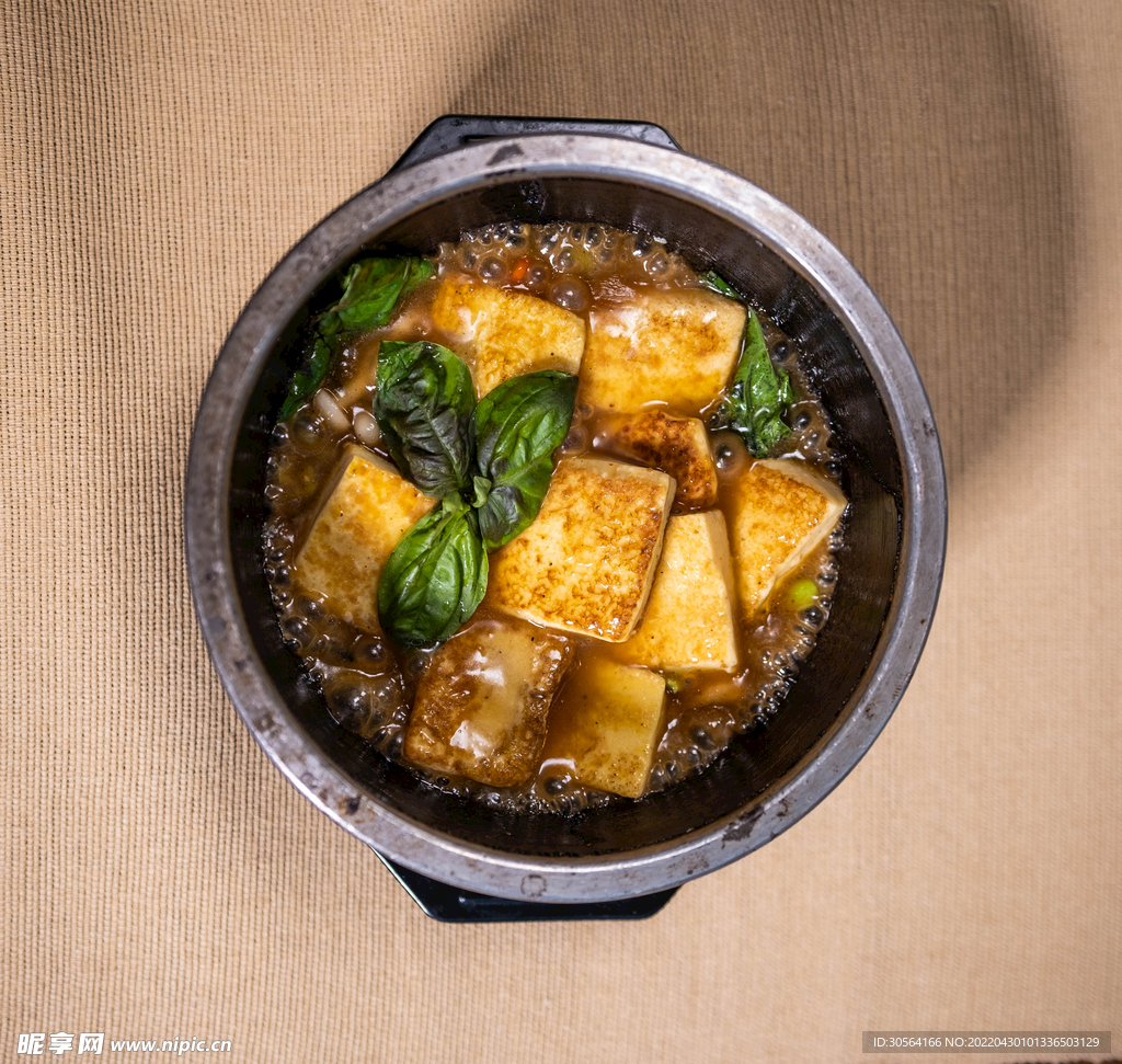 石锅豆腐美食
