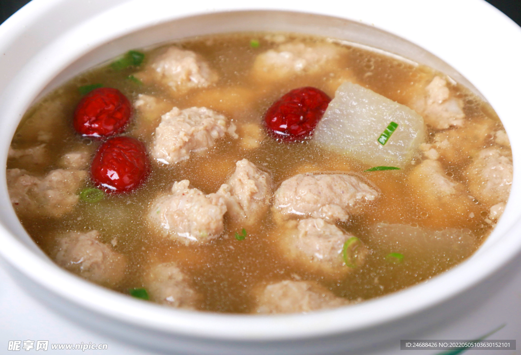 枣红肉圆汤