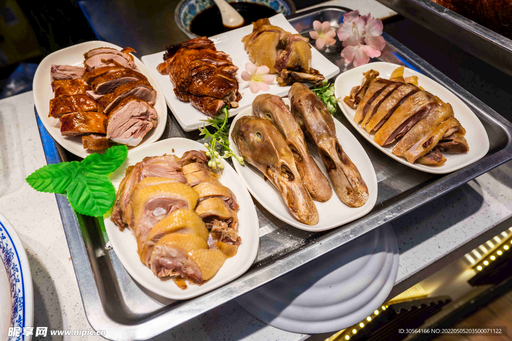 卤菜鸭肉鸡肉美食