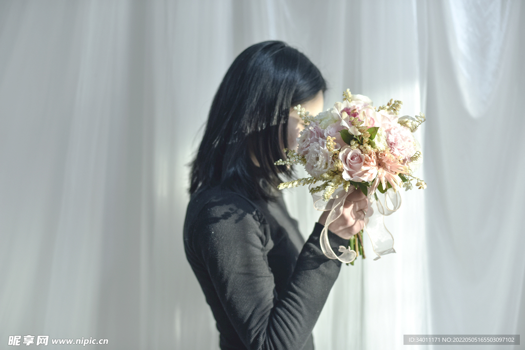 手捧花
