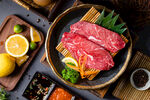 新鲜牛肉食材