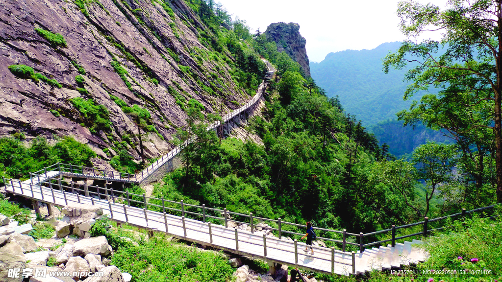 山间步道