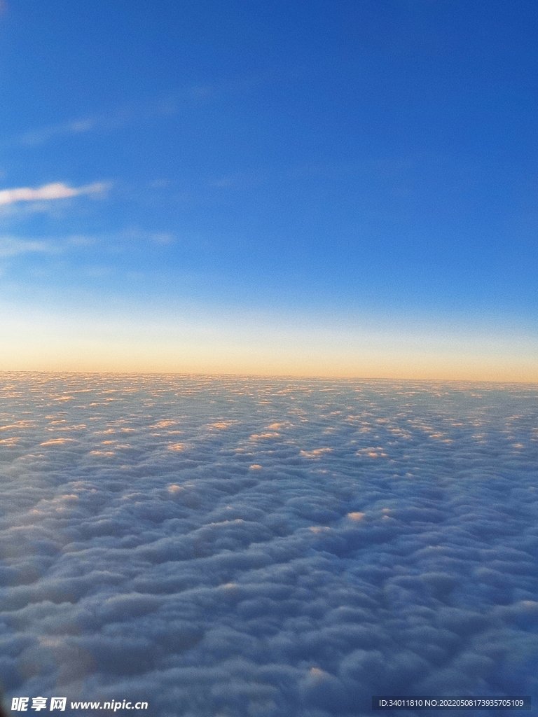 天空夕阳