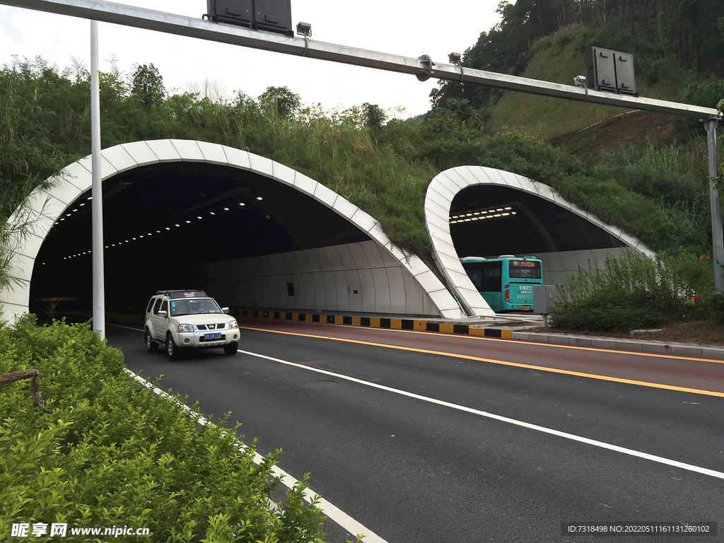 深圳新彩隧道