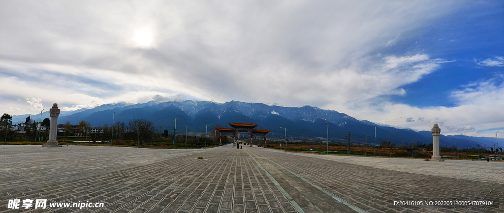 大理古城 圣崇寺三塔 看苍山2