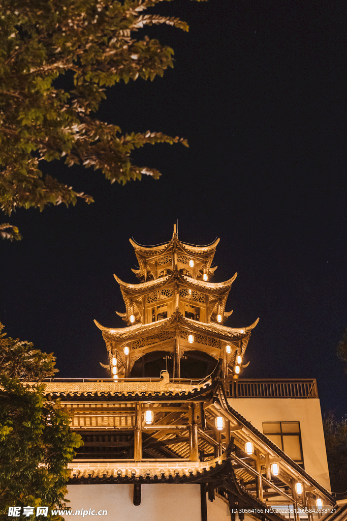 户外中式复古塔楼