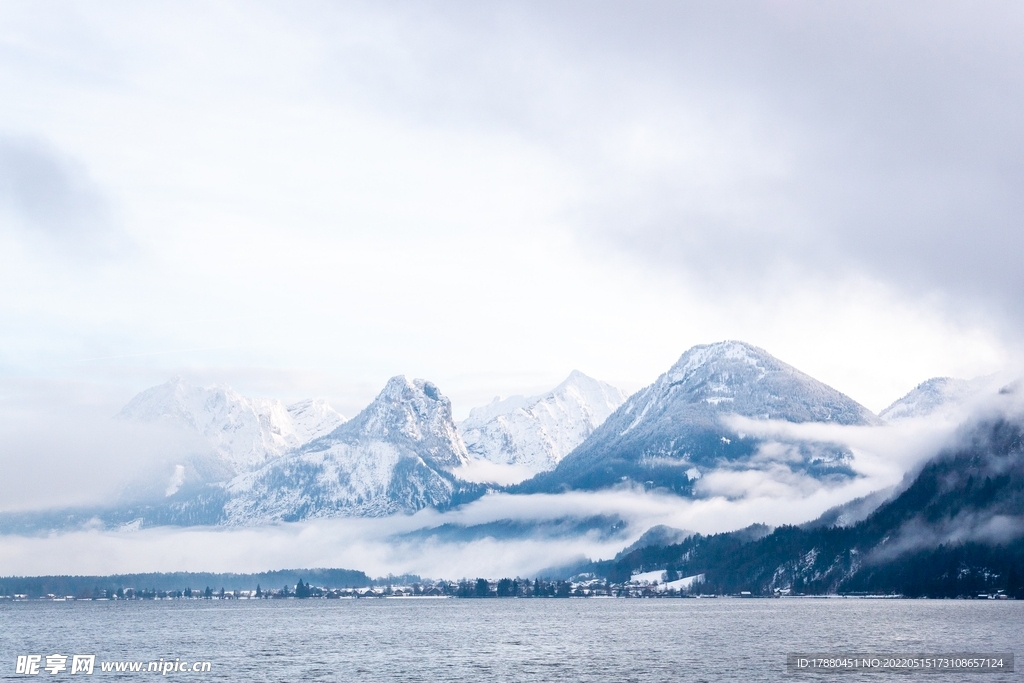 雪山