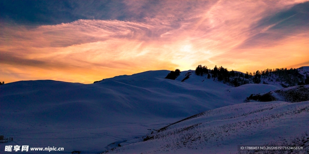 雪山