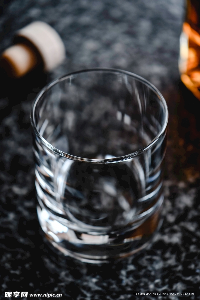 水杯