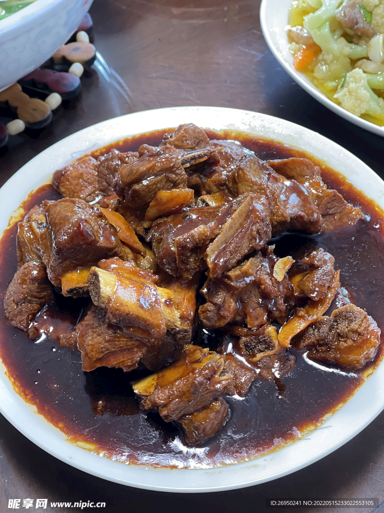 红烧排骨