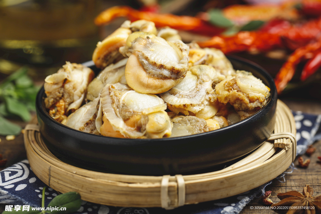 养生清蒸鲍鱼美食