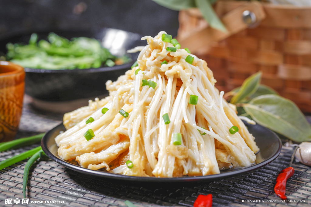 凉拌金针菇美食