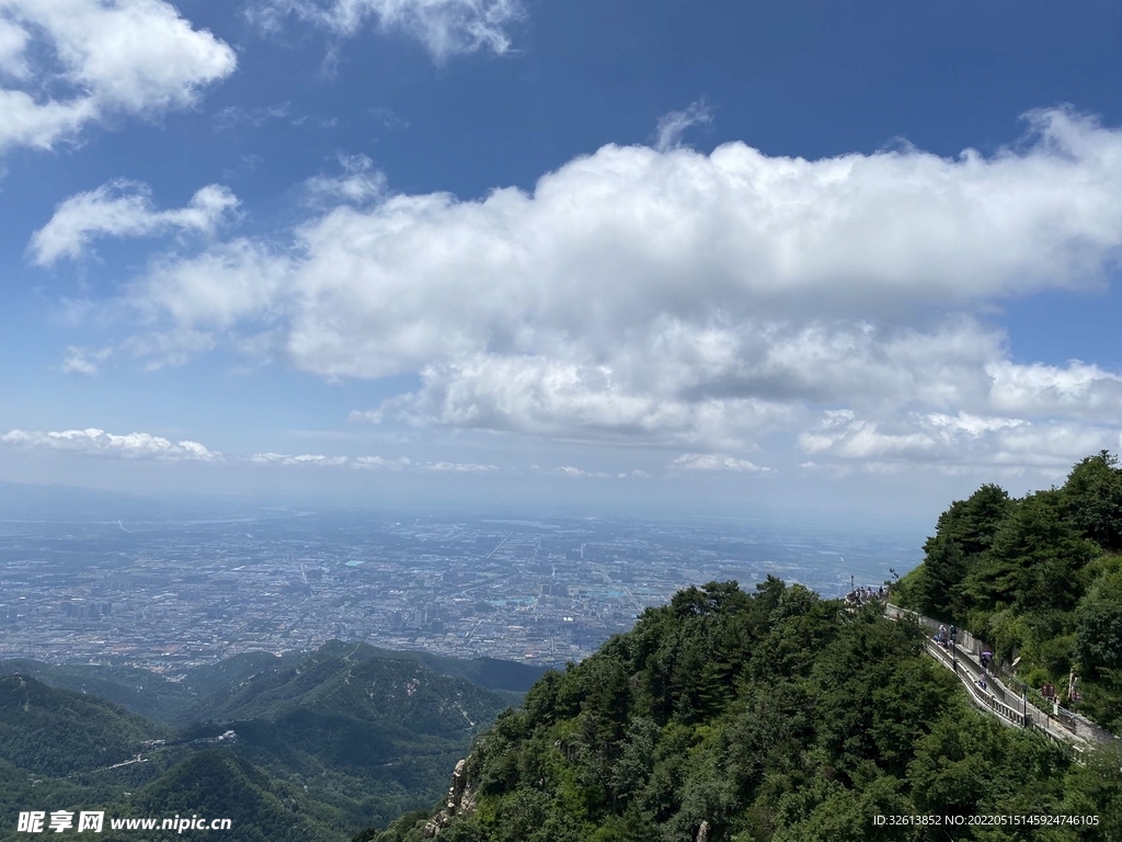 泰山云海