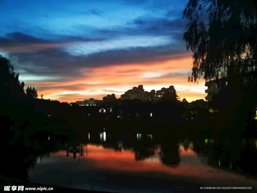 夕阳西下