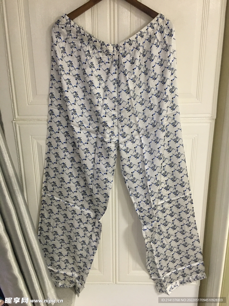 睡衣服装套装 