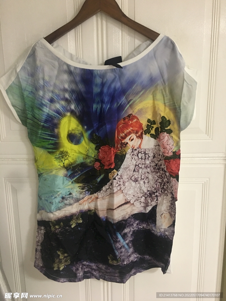 女性服饰服装