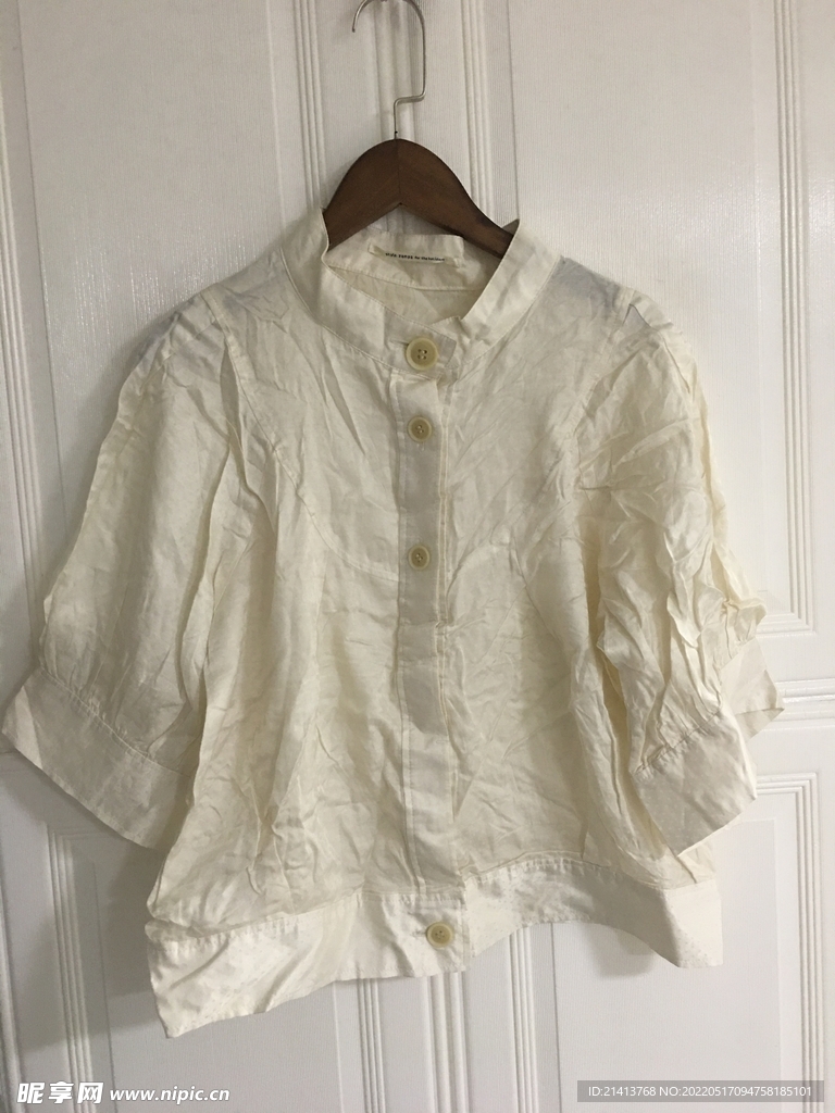 女性服饰服装 