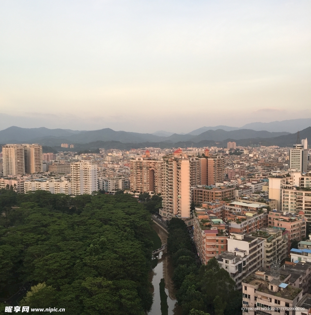 城市