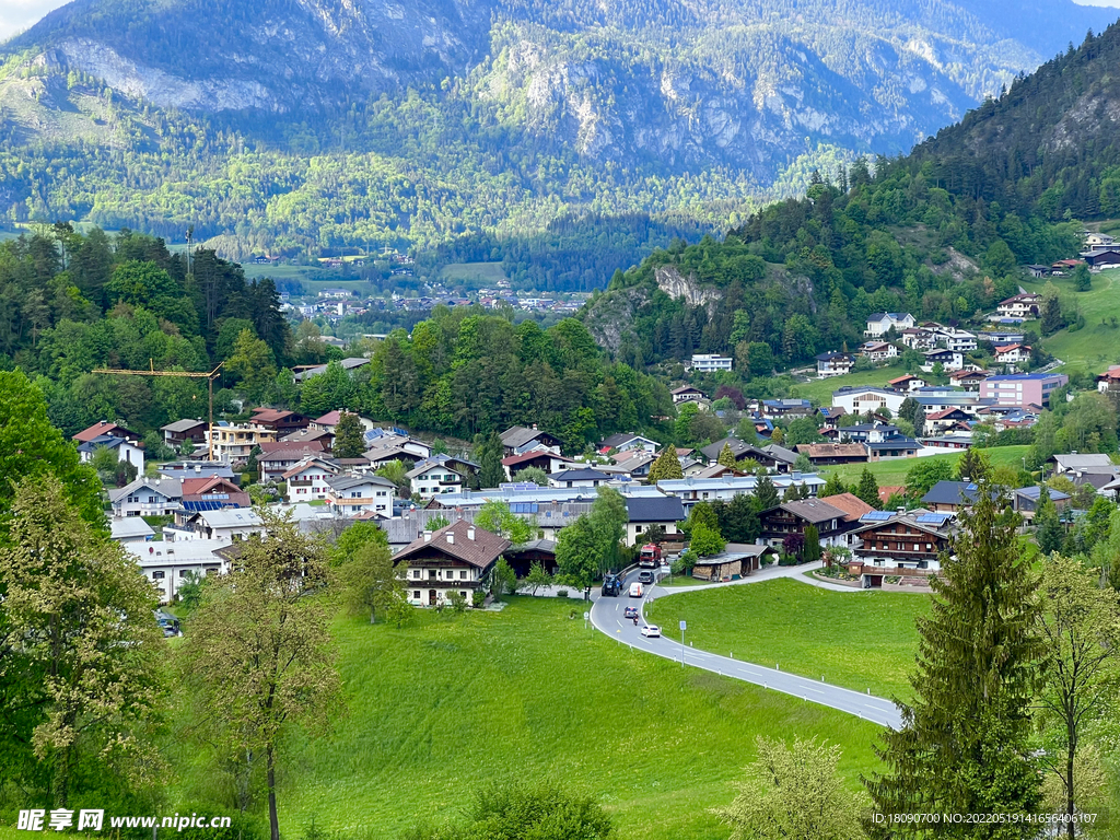 外国小镇山川草原风景