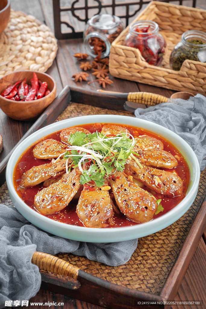 麻辣鸭头