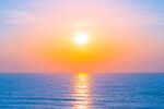 大海落日