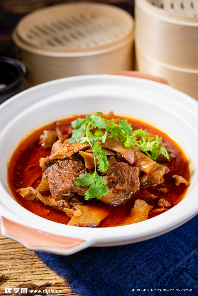麻辣红油烧肉美食