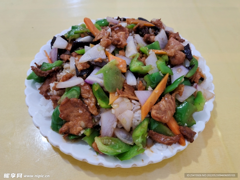 过油肉盖饭