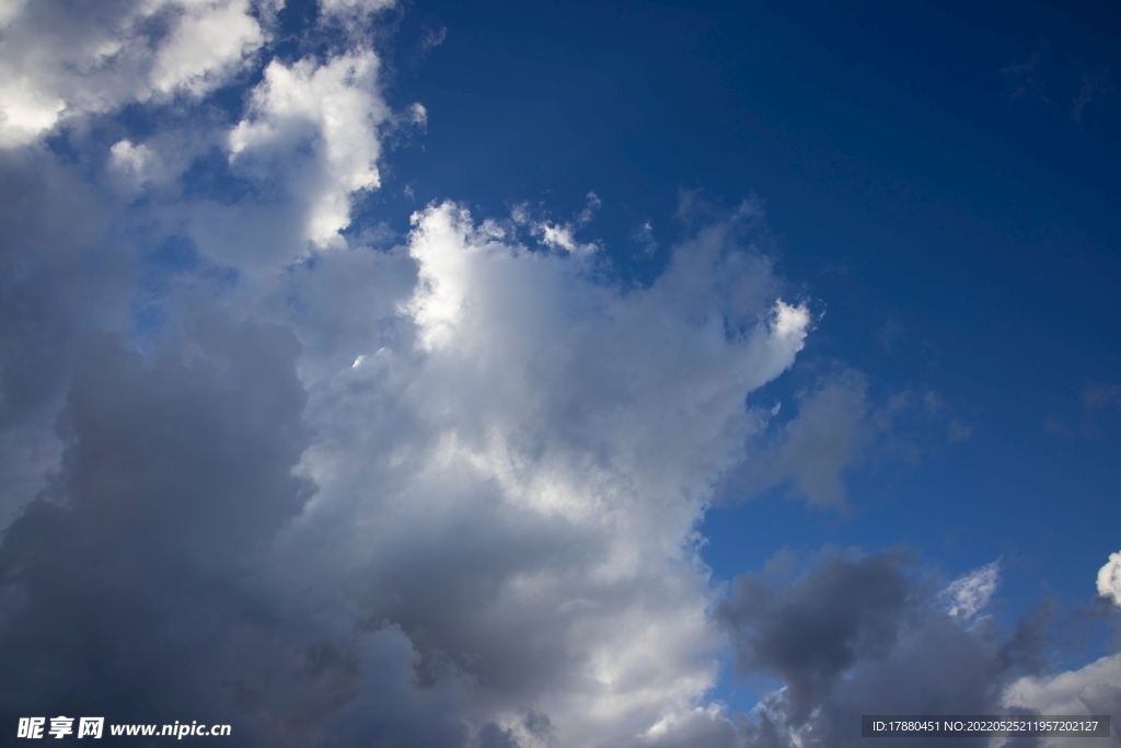 天空