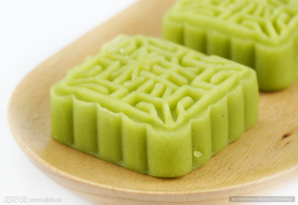 冰爽绿豆糕  