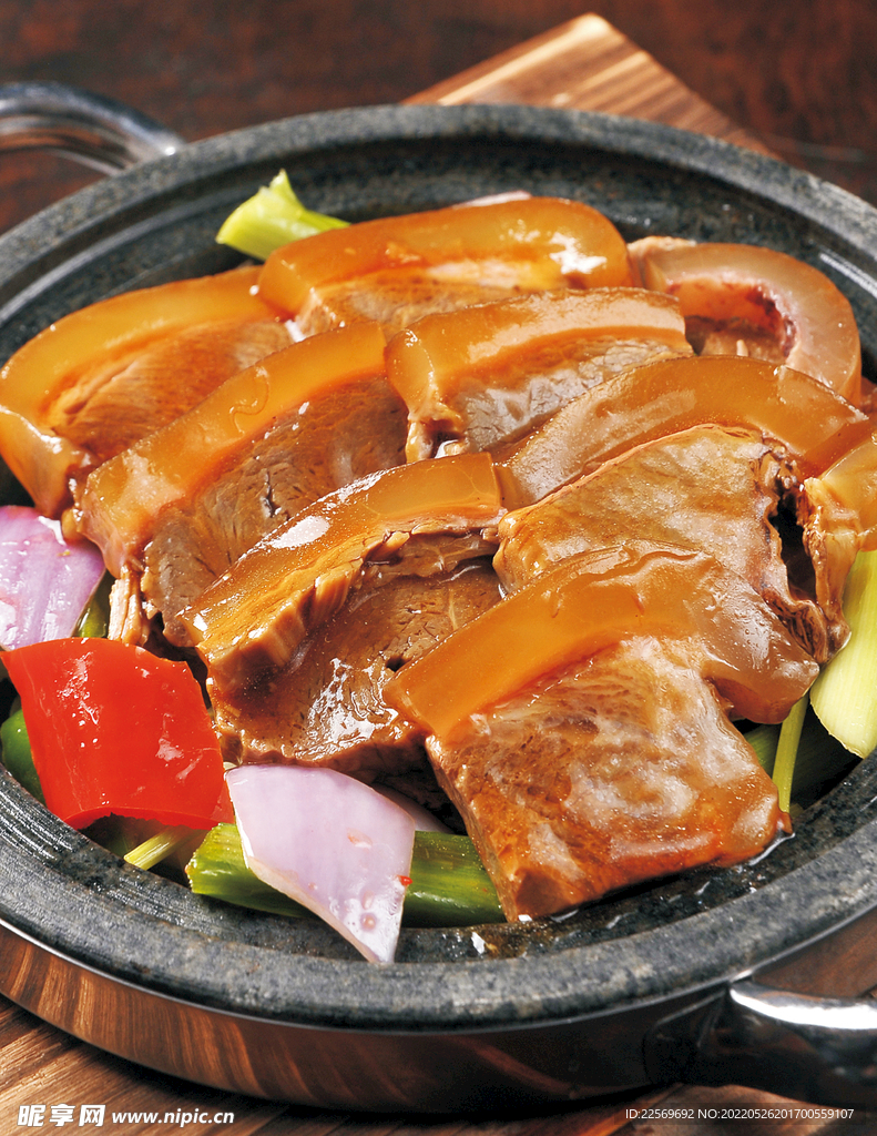 干锅黄牛肉