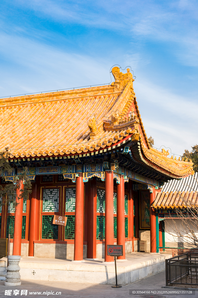 户外复古宫殿建筑