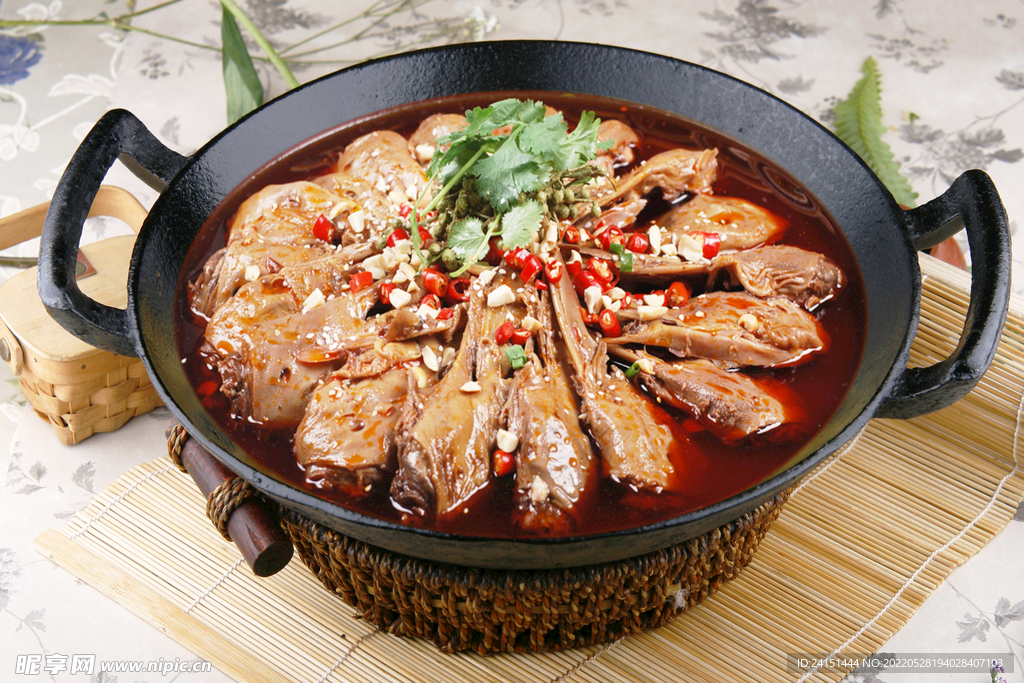 铁锅鸭头