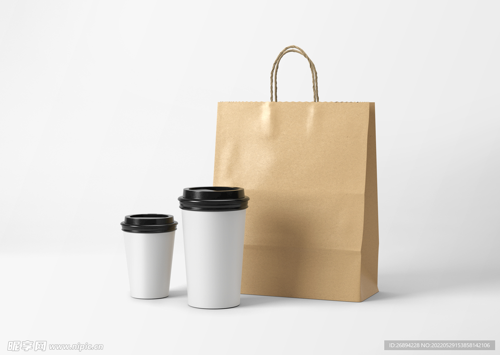 咖啡杯和手提袋