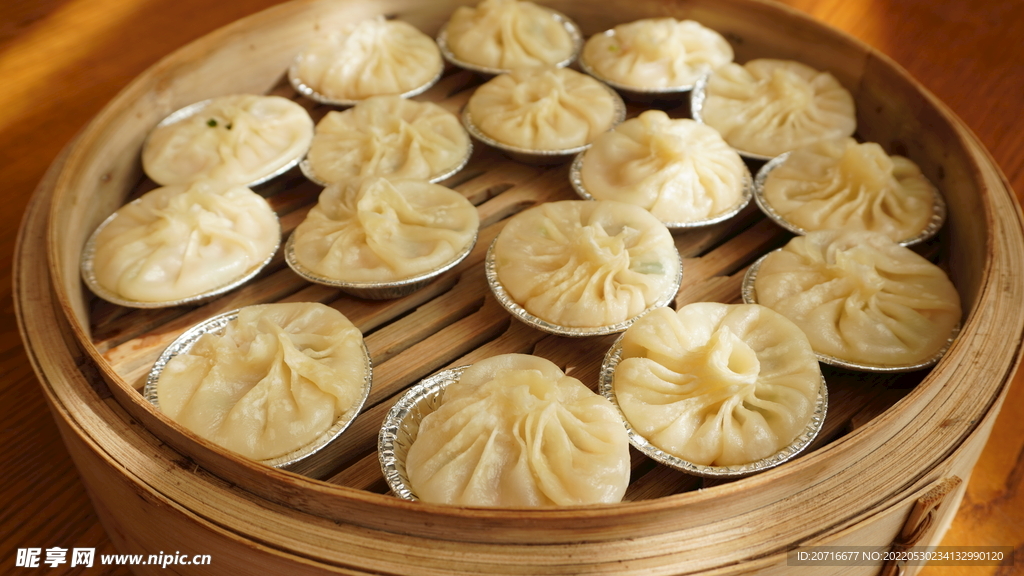 灌汤包
