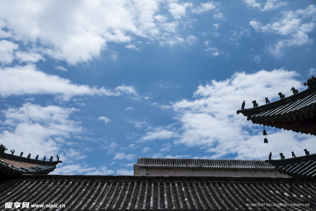 老宅屋檐
