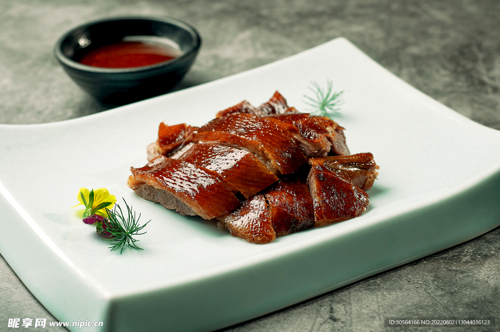 切片烤肉美食