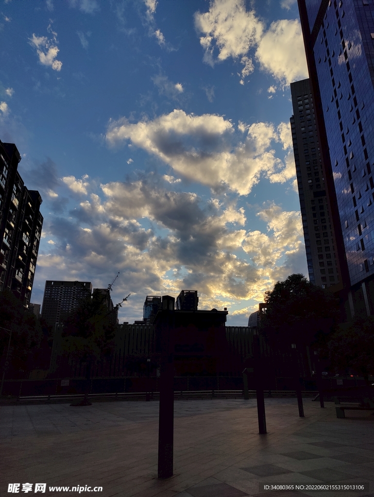 天空
