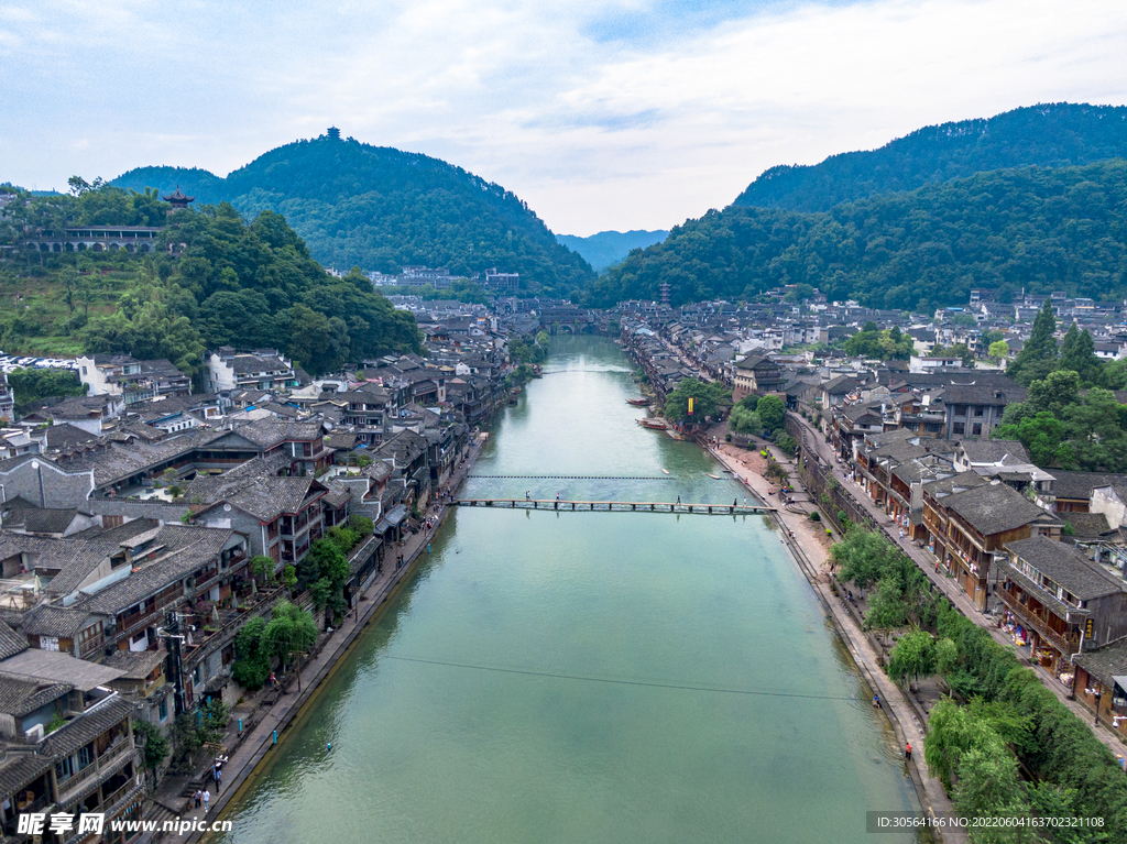 户外复古旅游小镇