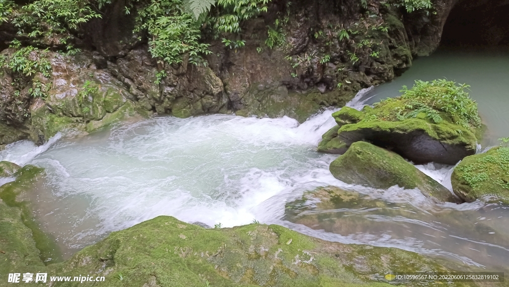 万盛黑山谷景区