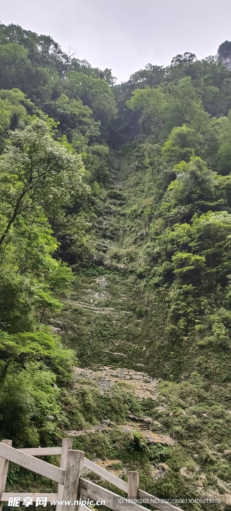 万盛黑山谷景区