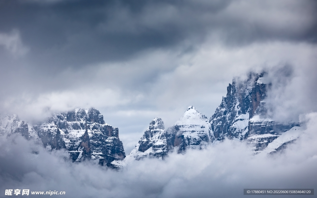雪山