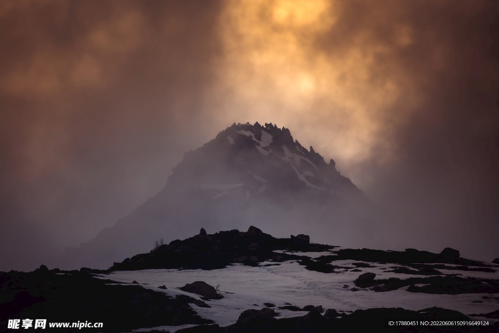 雪山